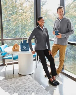 DG481WZ - New Classics® Ladies Charleston Quarter-Zip<Devon & Jones Hot